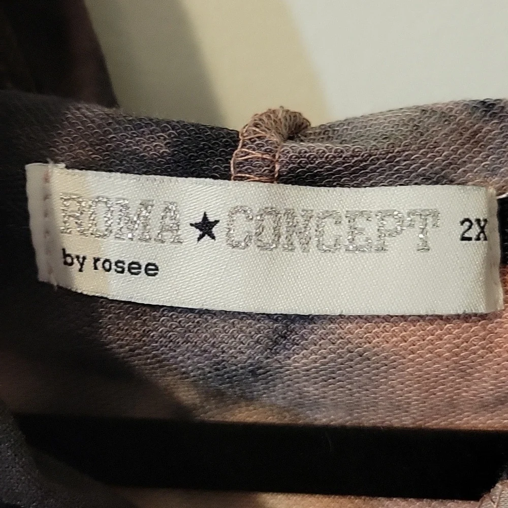 Roma Concept By Rosee Tie-Dye Crop Hooded Long Sleeve Top - Picture 2 of 6